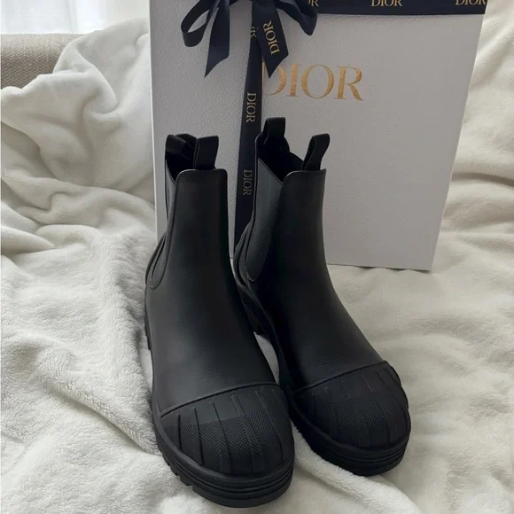 DIOR BOOTS - Picture 4 of 9